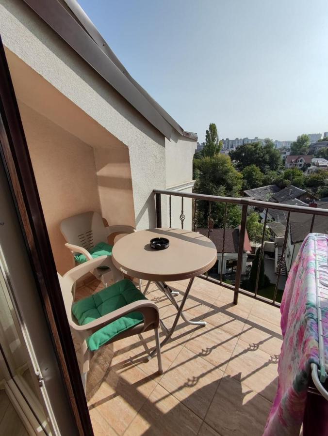 2 Bedroom Central Apartment 키시나우 외부 사진
